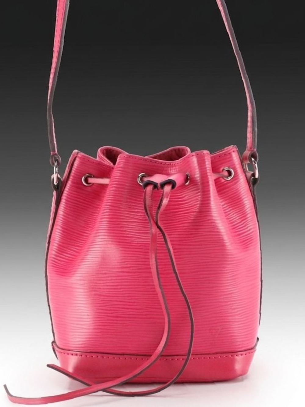 Louis Vuitton Nano Noé Bucket Crossbody Bag in Fuchsia Pink Epi Leather - Picture 3 of 9